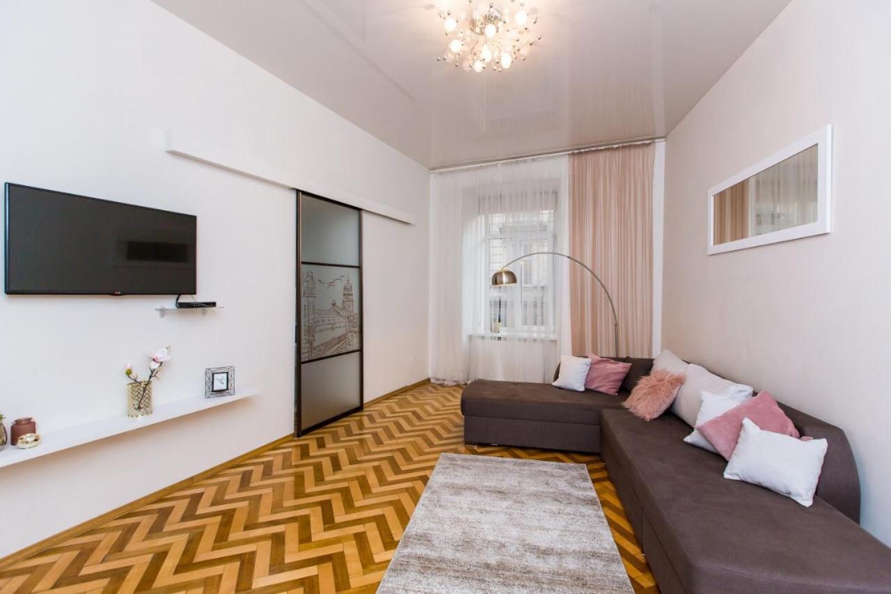 SoVA apartment str Gnatyuka 18 Lviv Exteriör bild