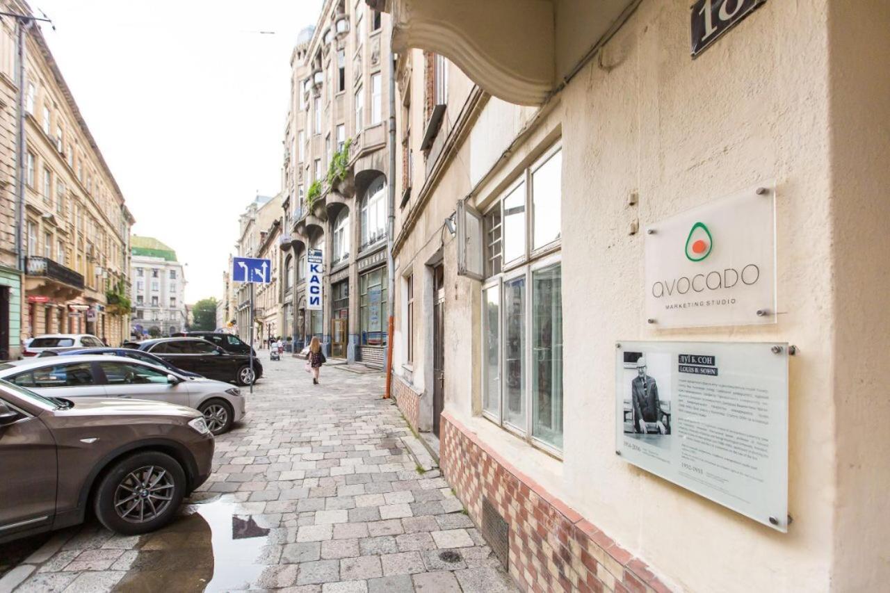 SoVA apartment str Gnatyuka 18 Lviv Exteriör bild
