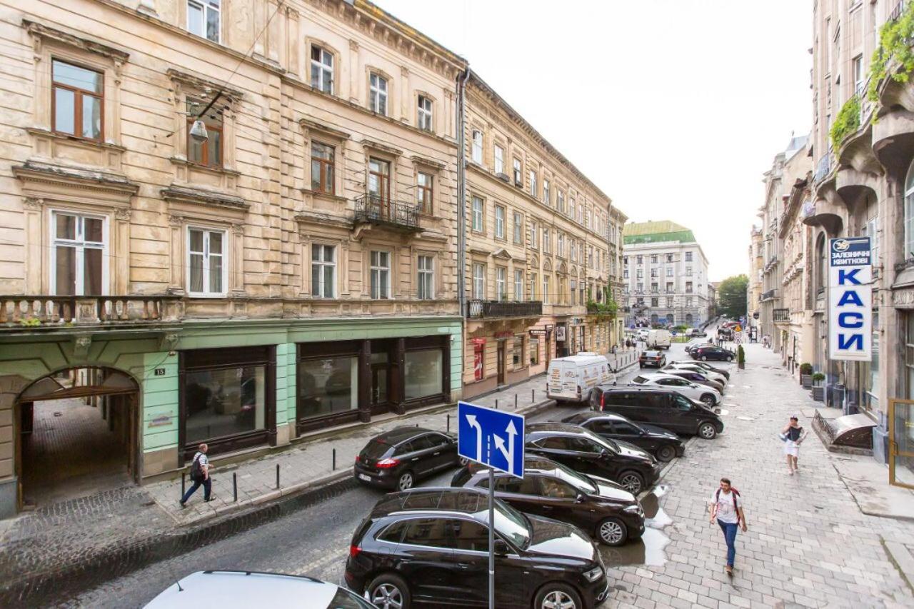 SoVA apartment str Gnatyuka 18 Lviv Exteriör bild